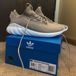 brand new adidas tubular doom sock shoe